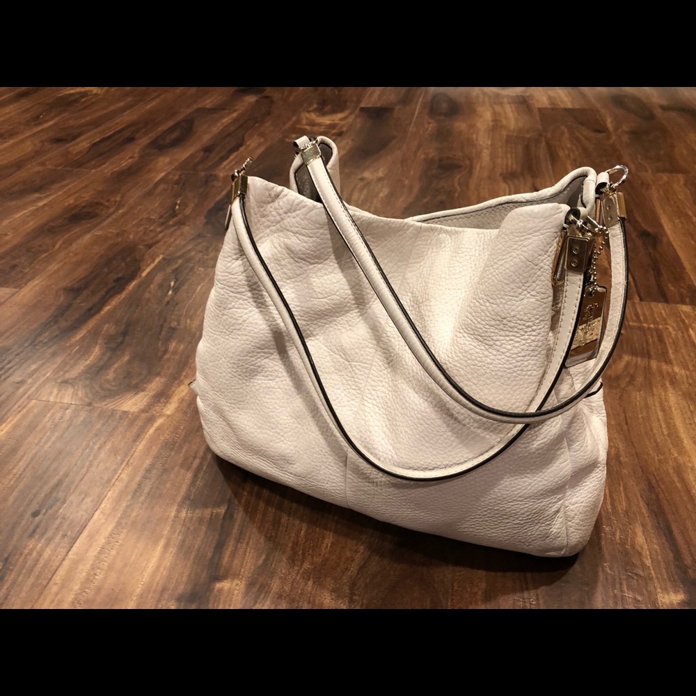 Coach Phoebe authentic pebble leather
